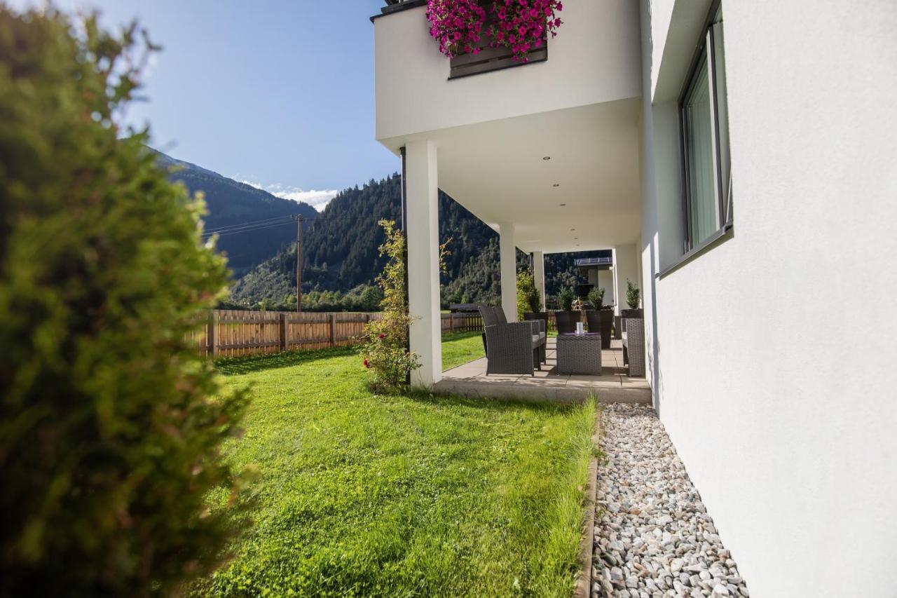 Appartements Kleeblatt Neustift im Stubaital Exterior photo